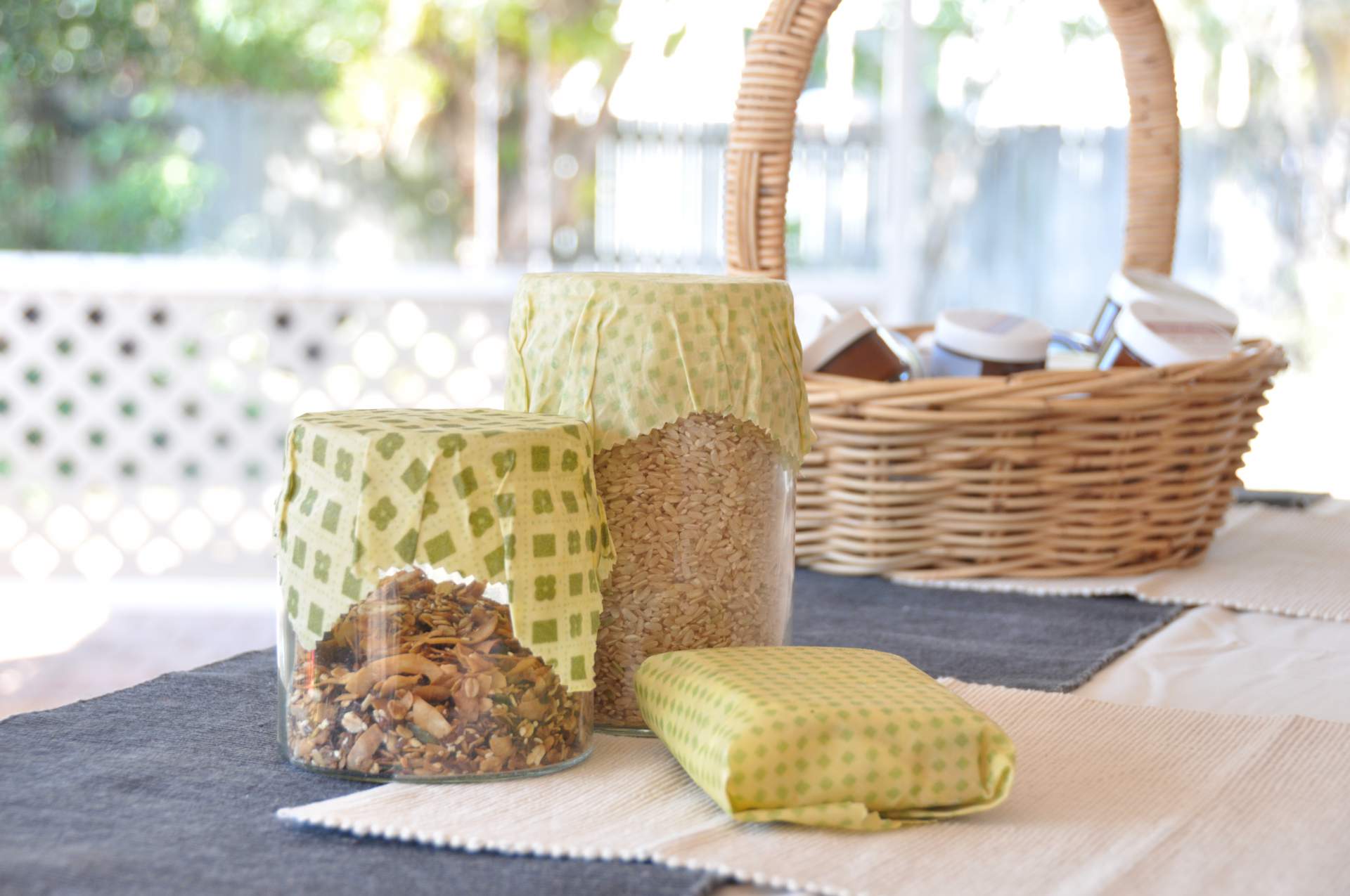 How to Make Re-useable Beeswax Wraps to Decrease Waste